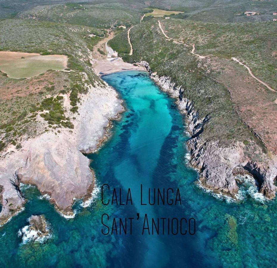 San Giovanni Suèrgiu Domus Deiana Case Vacanza מראה חיצוני תמונה